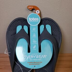 Totes Men's 9 Everywear Flip Flop Sandals Solid Black Lightweight Casual Comfort